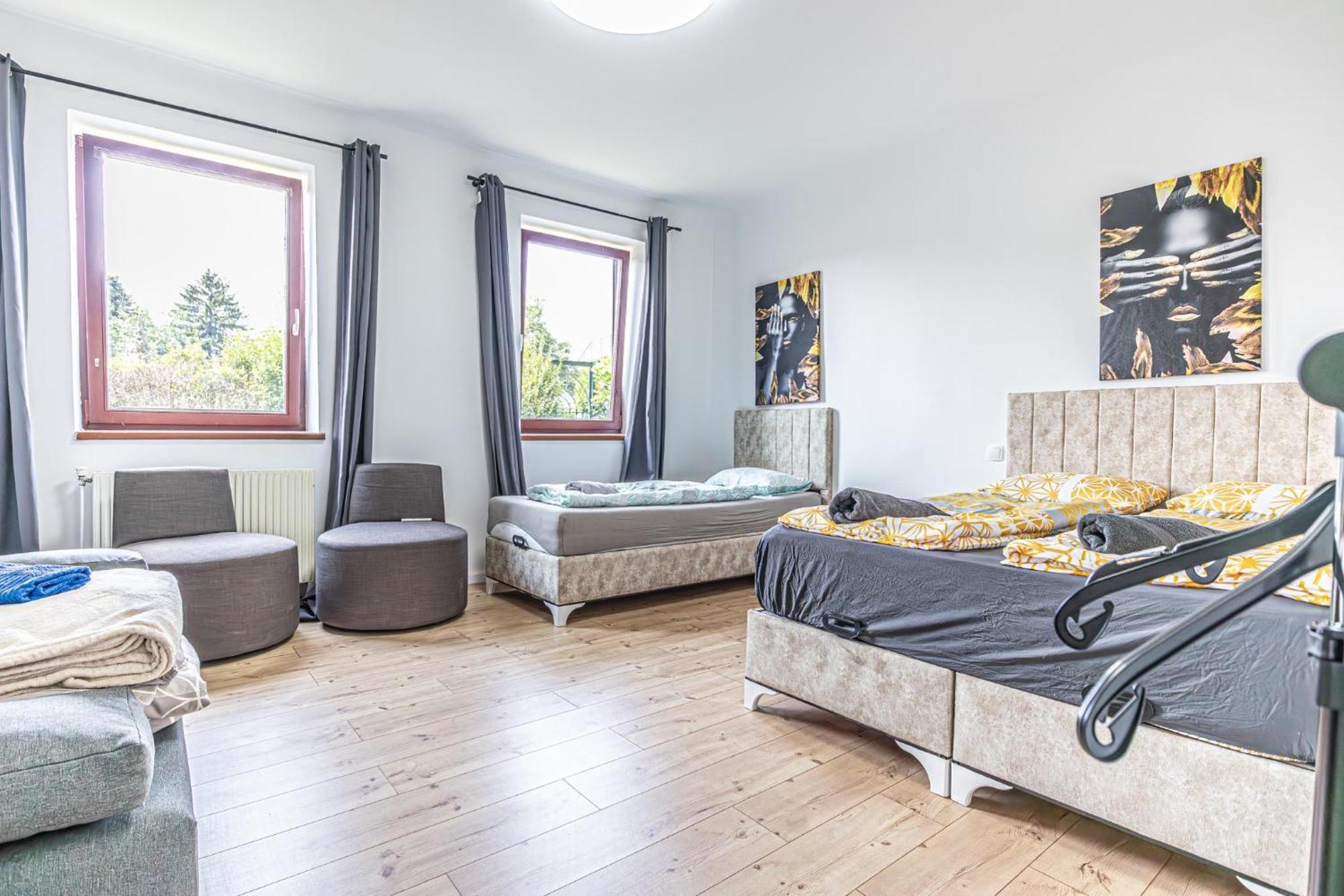Comfy Rooms In Shared Villa With Terrace And Garden ウィーン エクステリア 写真